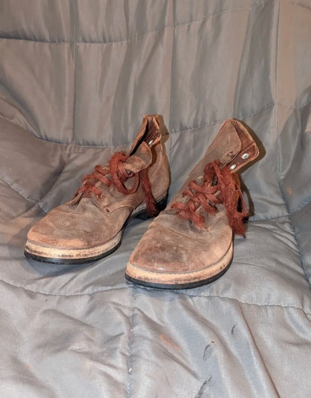 Are these type 3 service shoes original? - UNIFORMS - U.S. Militaria Forum