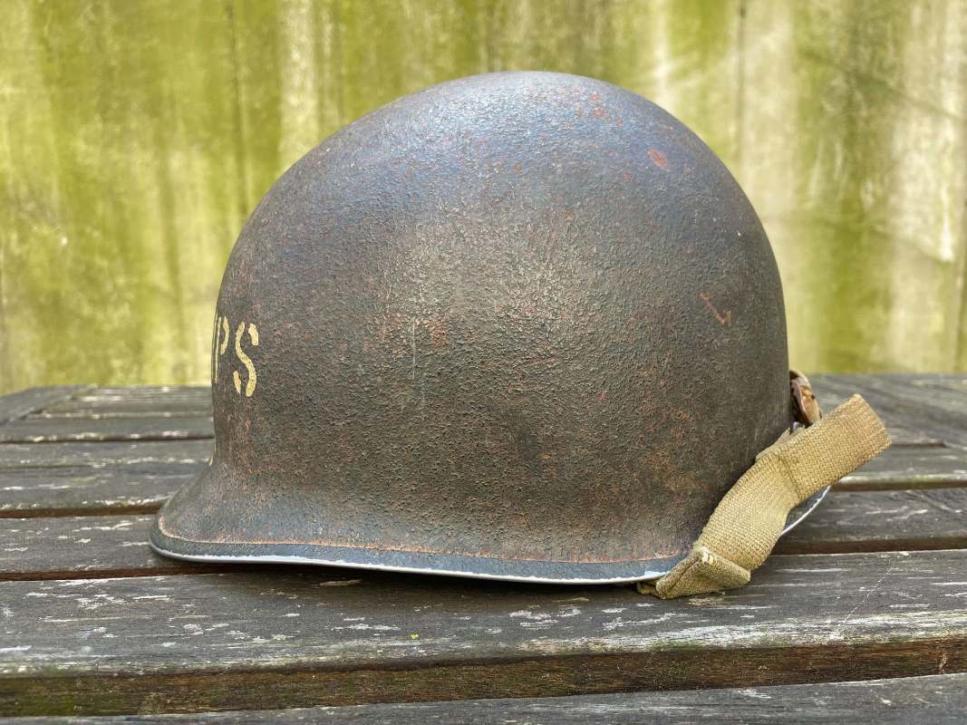 WWII EARLY M1 HELMET - 