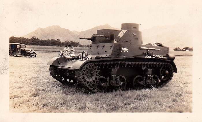 1035634650_11thTankCompany006M2A2.jpg.ce6a72923738f15ee6ed804959c4e6ba.jpg