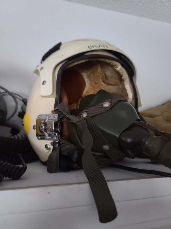 US Navy Vietnam War Oxygen mask - FLYING HELMETS AND ACCESSORIES