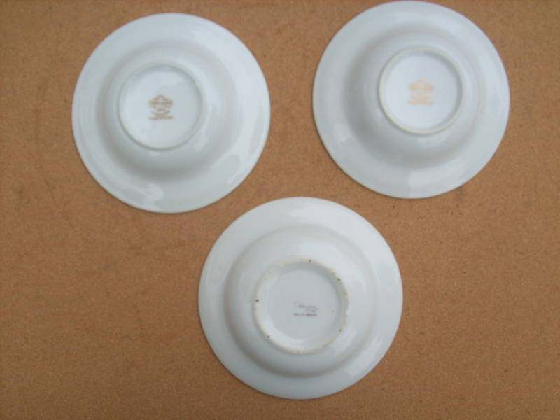 1440245415_USSCurrentARS-22Ashtrays02lg.jpg.0c1256458a4a2346994c1228aaa3ad81.jpg