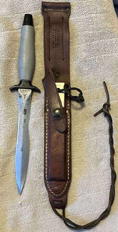 GERBER 1968年頃、Presentation Stag 400、ハイス鋼、未使用品。Super knife! 1968 Vietnam Era Gerber MKII Combat Dagger