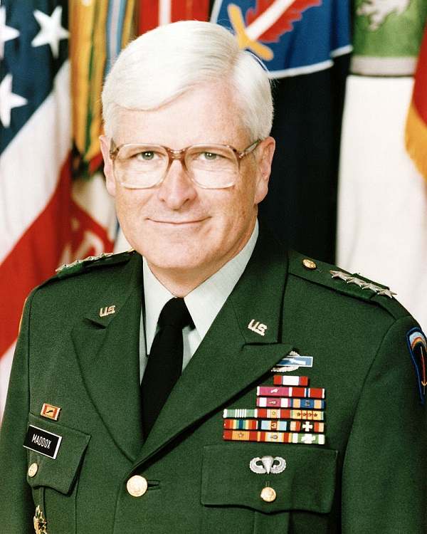 800px-David_M_Maddox.jpg.a0501b713a67d8ebed17aa582ad81d85.jpg