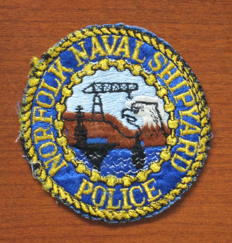 1361448701_NorfolkNavalShipyardPolice001.JPG.7ceba338d0210af4ae1d159ad791cfa3.JPG