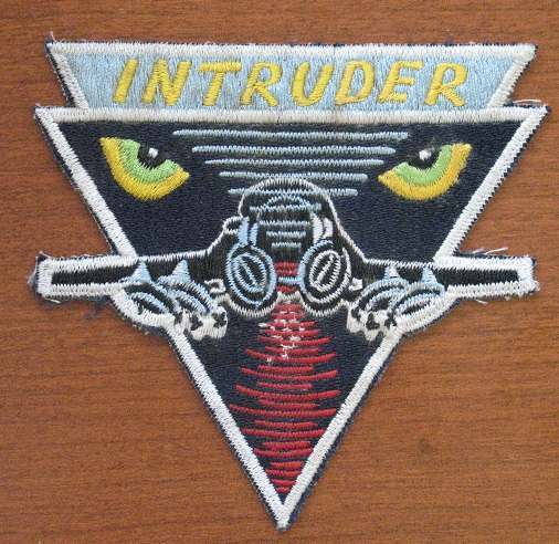 1886467819_Intruder001.jpg.36d021739bda7a755d65b090457c810b.jpg