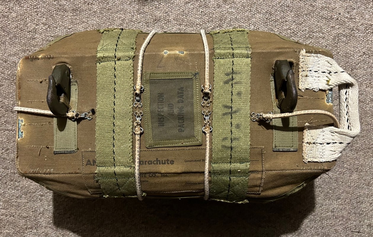 Pioneer Reserve Parachute - SURVIVAL GEAR - U.S. Militaria Forum