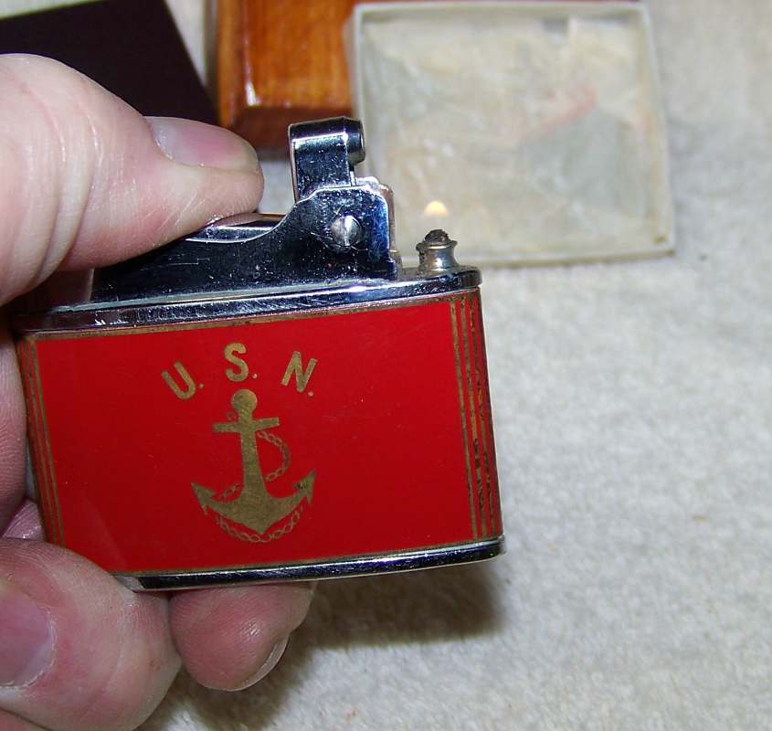USSTAWAKONI(ATF-114)Lighter03.jpg.ff32557d3a6e931f829368cca271eed0.jpg