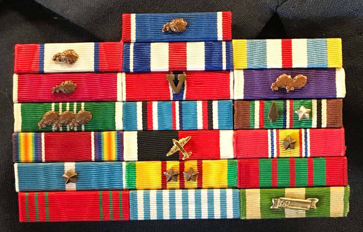Highly decorated 3 war veteran ribbon rack RIBBON BARS U.S