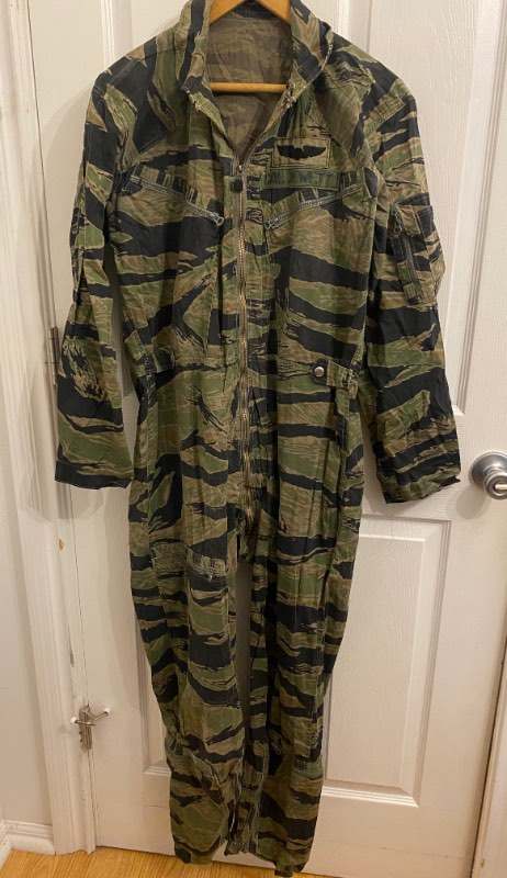 A*6様 【60s】 tiger stripe Vintage 1960s Tiger Stripe Camo Jacket/Pants Set Size Small