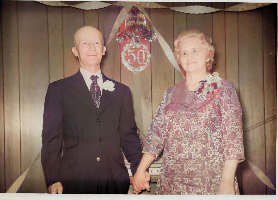 50thWeddingAnniversary.jpg.1428708b94ffe3aeb6914b7a090ff63f.jpg