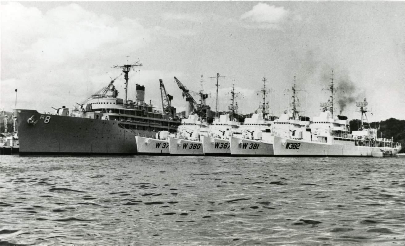 USCGSquadronThreeVietnamMarketTime01.jpg.e7b9f38ac52ad4fd4d881747dbffacc6.jpg