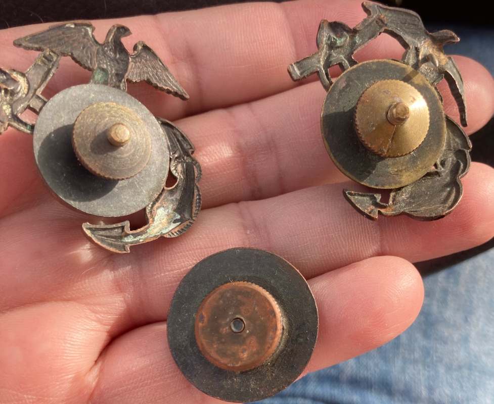 Small USMC Grouping With Some EGA s A Numbered USMC GC Medal And small-usmc-grouping-with-some-ega-s-a-numbered-usmc-gc-medal-and