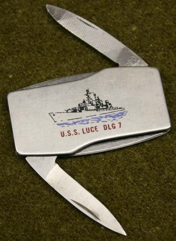 LuceZippoKnife01.jpg.a9e409e932156130b2d5deb34f1f24d7.jpg