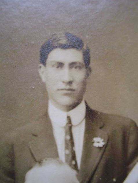 CasperLawisProbst.JPG.76172be78a5170ba7c4d74609a3575c5.JPG