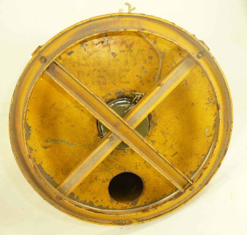 M1YellowMine2.jpg.1bde2eb55f687c7f50615b2e06047ec7.jpg