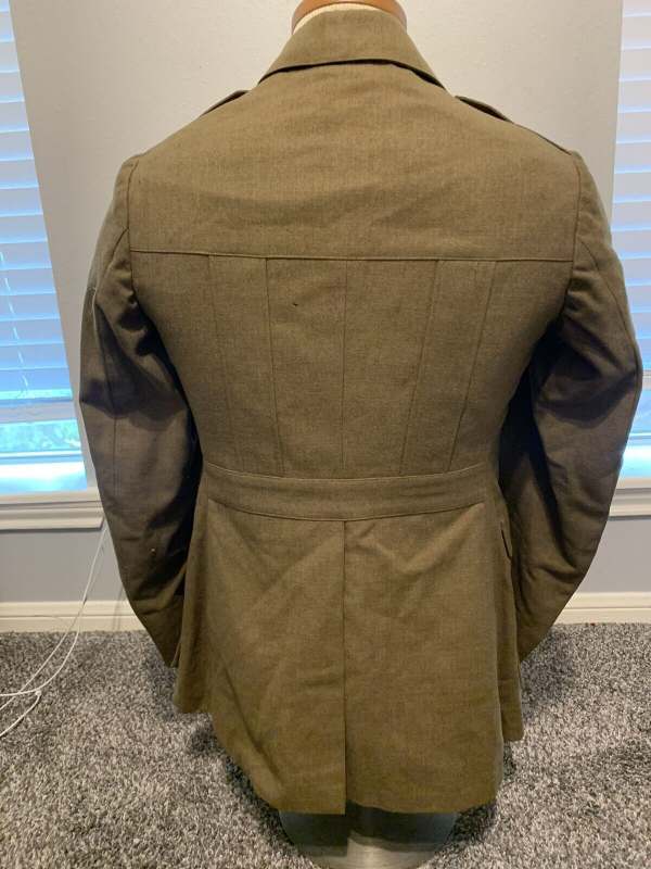 interwarexperimentaluniform2.jpg.fef6ce1dc3062ceab5980bc04ab523a6.jpg