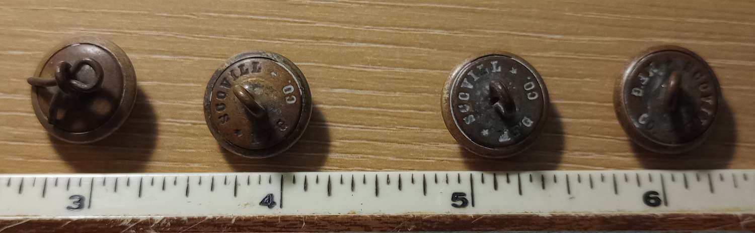 SpanishAmericanWarSpanishInfantrypocketbutton(1).jpg.8cad44584341437910d1a2409ef21ace.jpg
