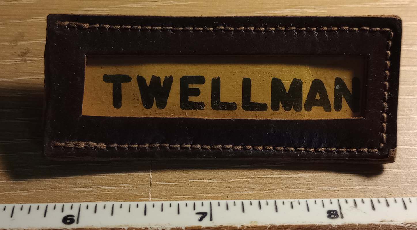 KoreanWarperiodUSarmyleathernametag(1).jpg.5705f6956100bb6ecbc2db1bb8d411f0.jpg