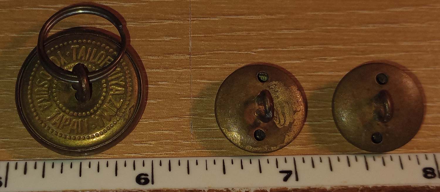 PostWW2JapanmadeUSNavyButtons(2).jpg.dae834cead49e0cd4f3f5a341ae70860.jpg