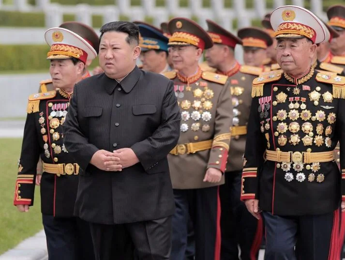 North-Korean-Generals.webp.ae666e9891cee4026aecd8ca0cc0a5bd.webp